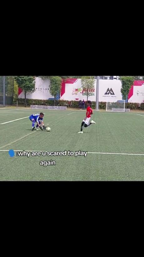 惡劣！這孩子可以終身禁止踢足球了